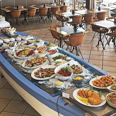 Apartament 6 Person On A In *